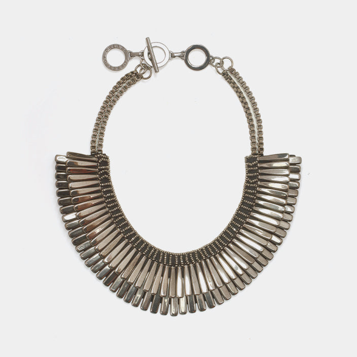 bauble-fan-necklace-gunmetal-2.jpg