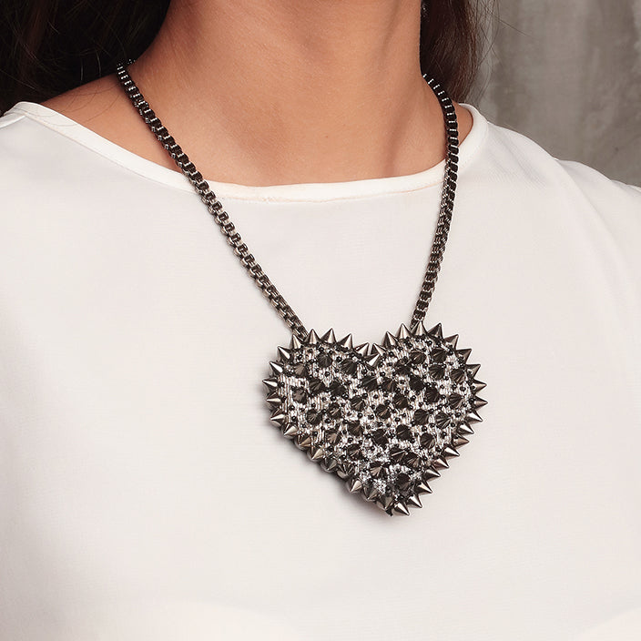 Studded-heart-pendant-gunmetal-4.jpg