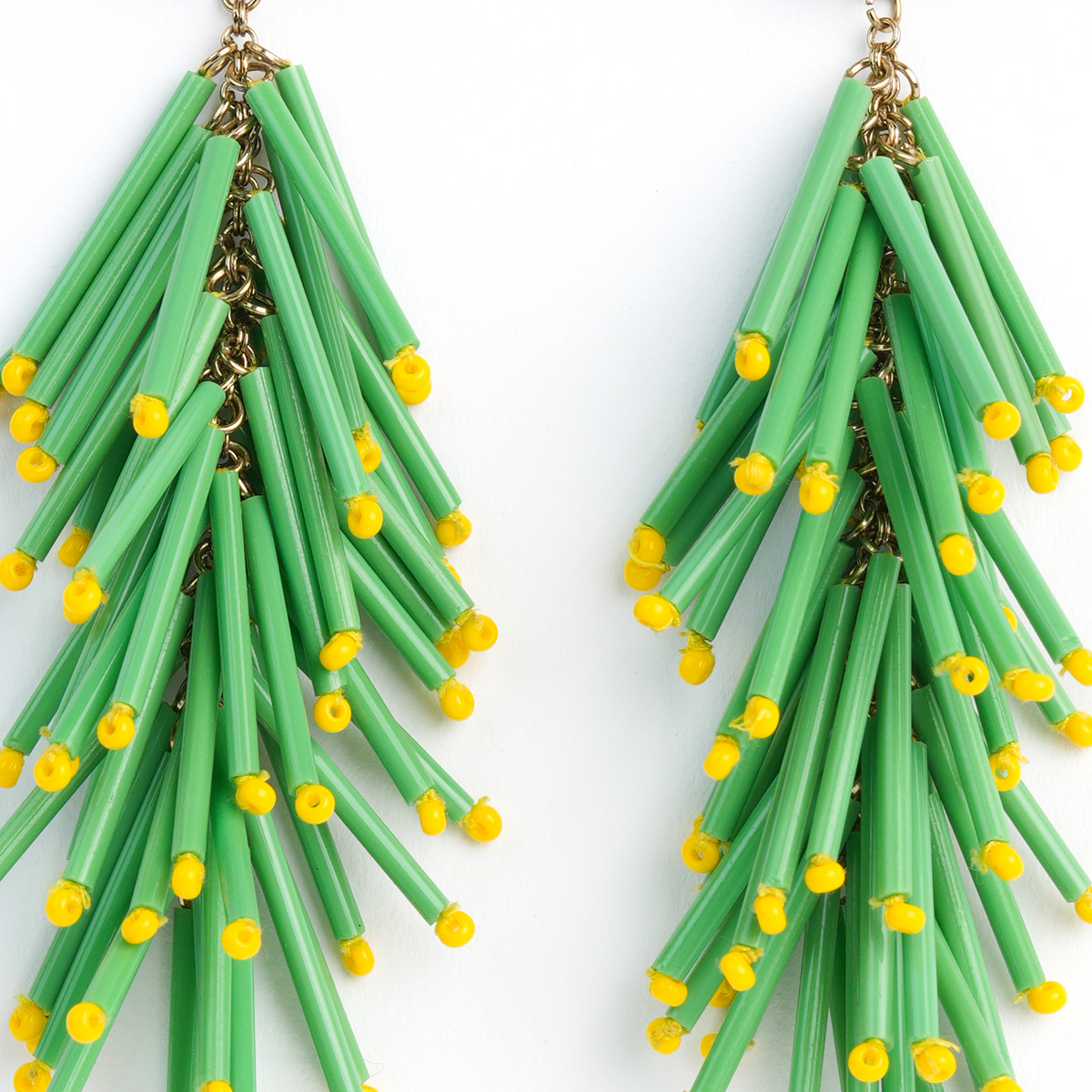FRINGE EARRING
