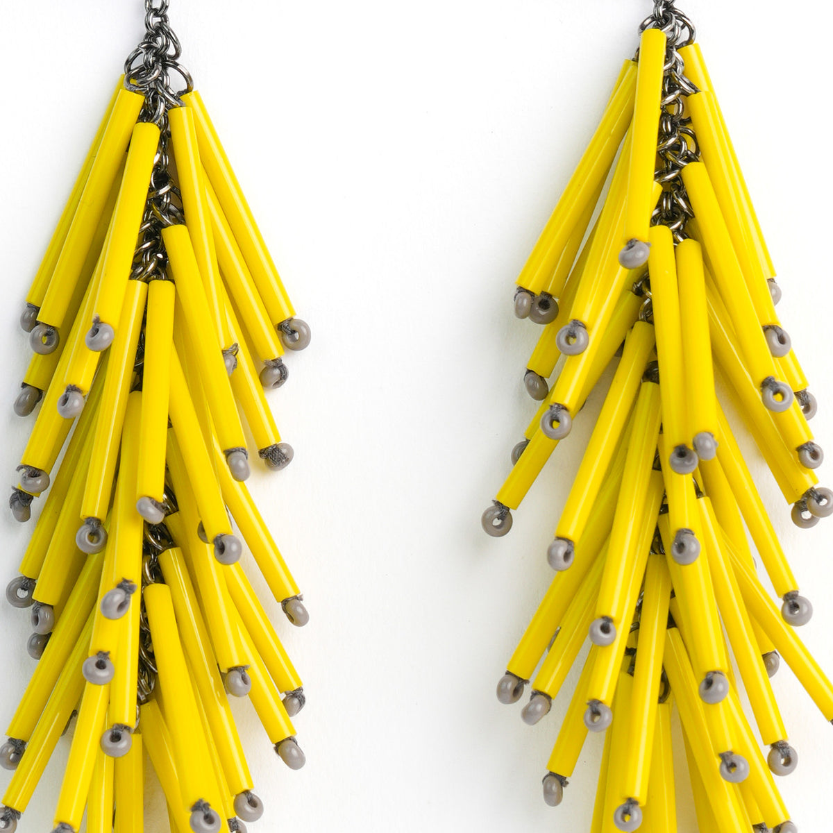 FRINGE EARRING