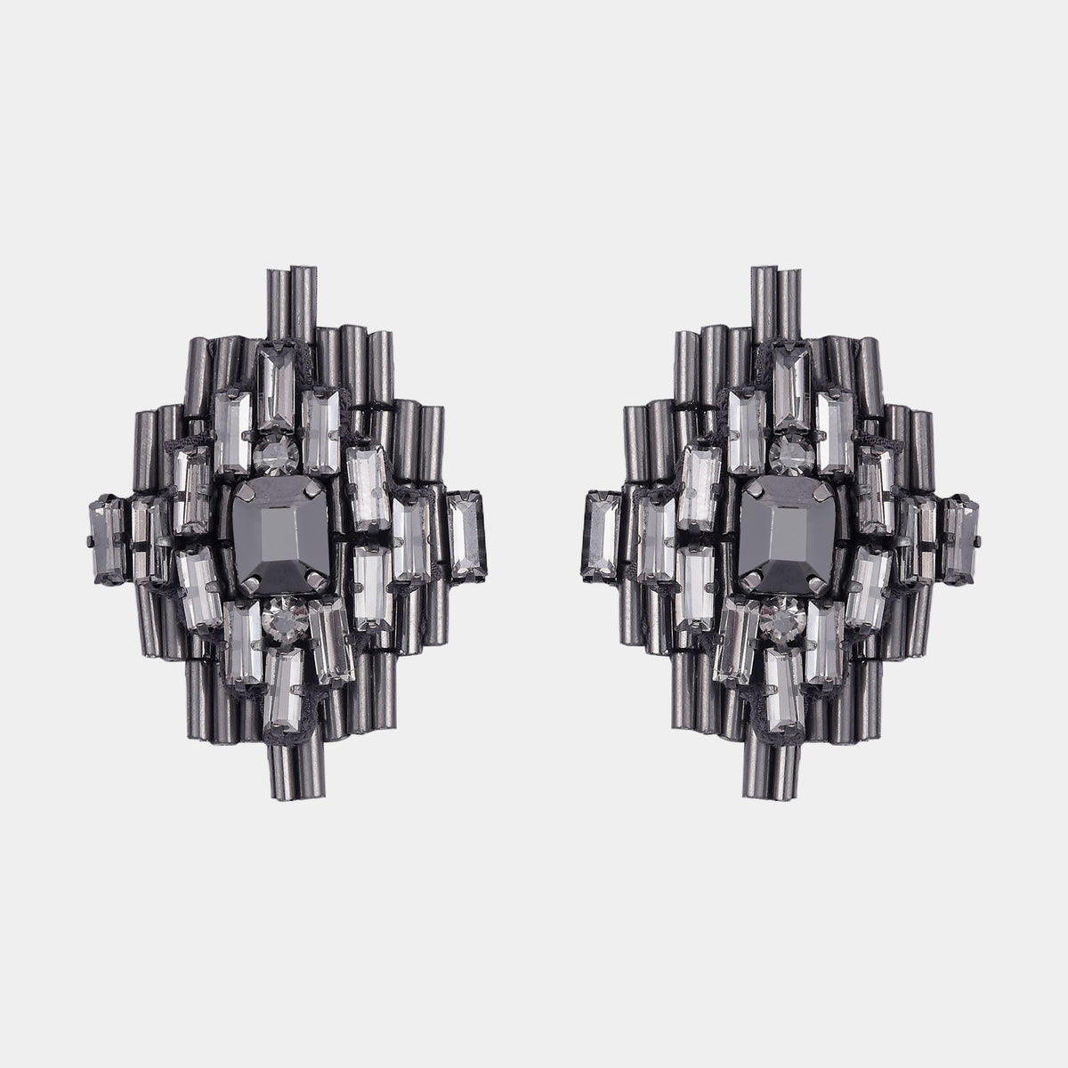 THE NARGIS EAR STUDS