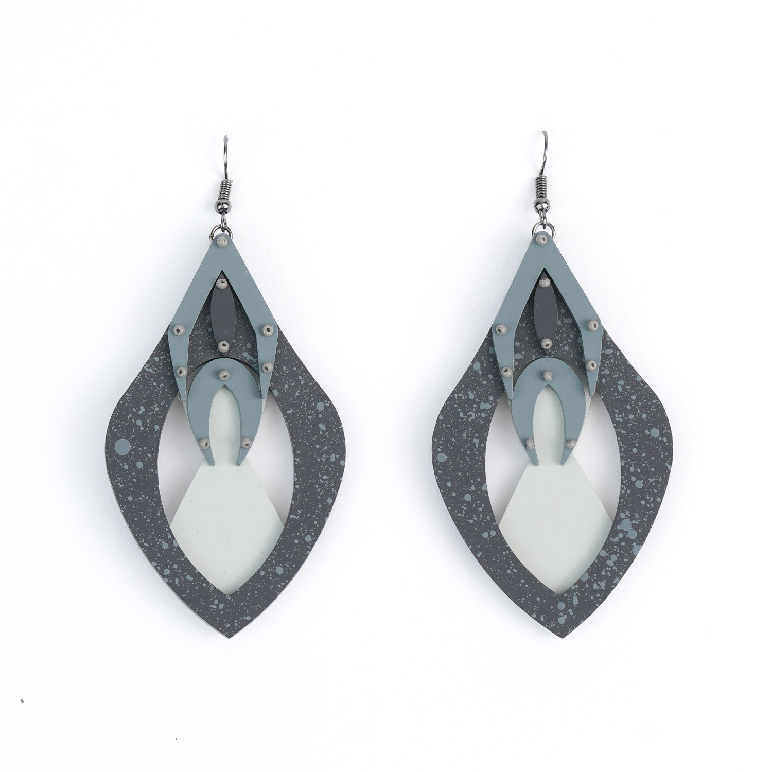 tulip-earring-grey-1.png