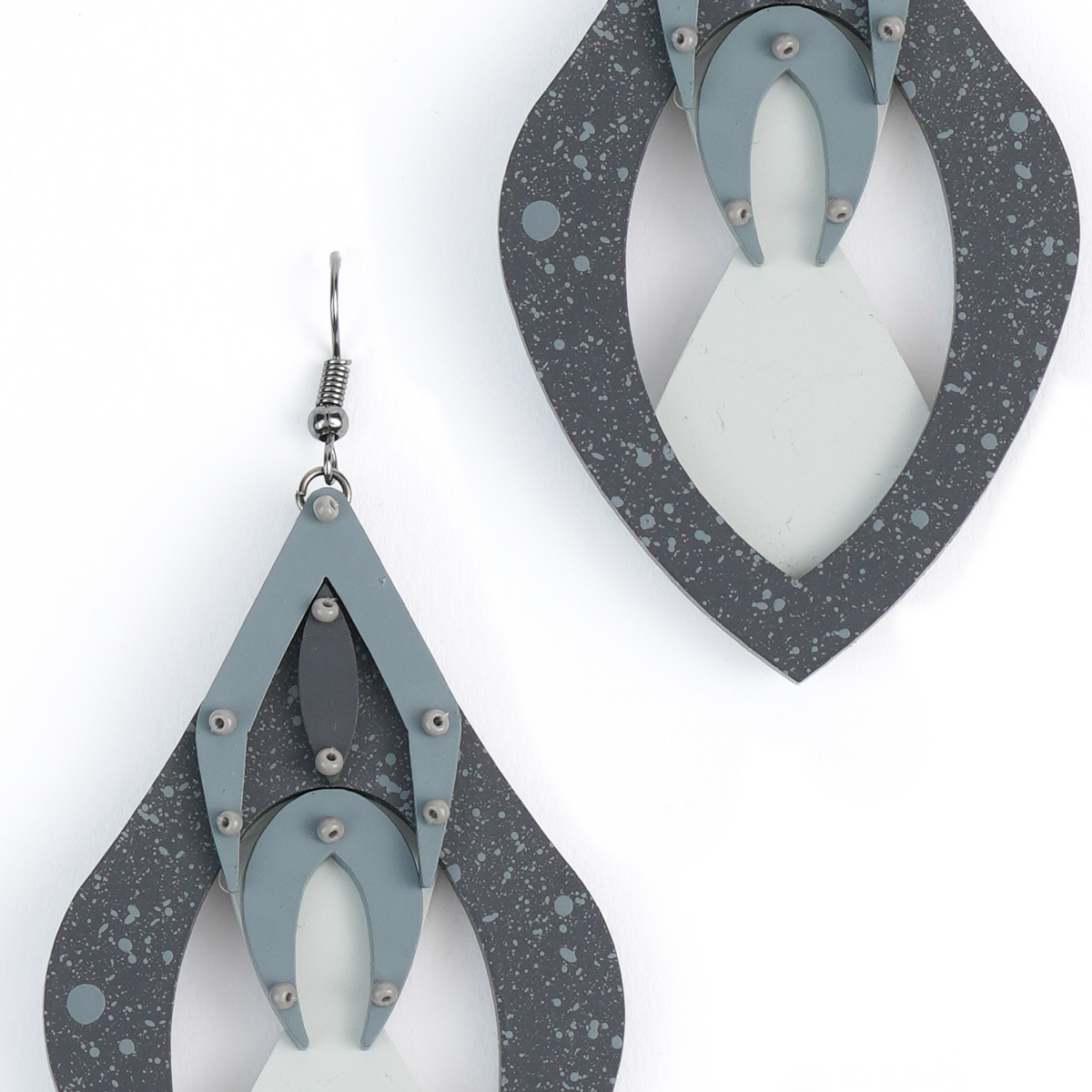 TULIP EARRING