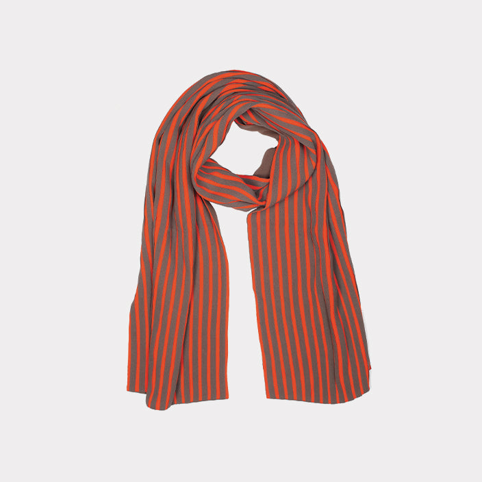 pleats-please-scarf-grey-orange-3.jpg